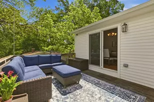 7 Friar Tuck Rd, Warwick, RI 02886 - Photo 17