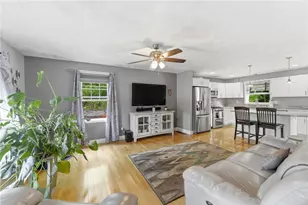 15 Aborn Ave, Cumberland, RI 08264 - Photo 11