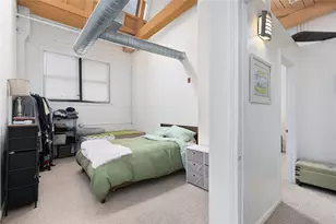 1117 Douglas Ave, North Providence, RI 02904 - Photo 21