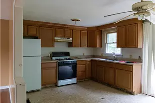 64 Perkins Ave, Cranston, RI 02910 - Photo 11