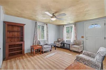 87 Easton Avenue, Warwick, RI 02889 - Photo 3