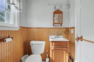 87 Easton Ave, Warwick, RI 02889 - Photo 13