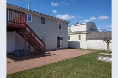 35 Ferncliff Avenue, North Providence, RI 02911 - Photo 9