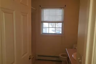 35 Ferncliff Ave, North Providence, RI 02911 - Photo 11