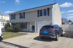 35 Ferncliff Ave, North Providence, RI 02911 - Photo 1