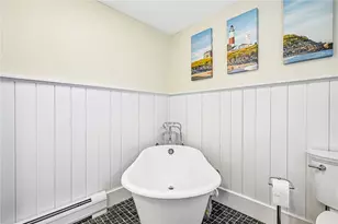 40 Sylvia Rd, Tiverton, RI 02878 - Photo 19
