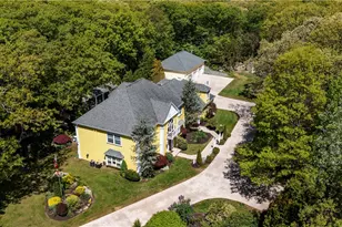15 Justin Rd, East Greenwich, RI 02818 - Photo 3