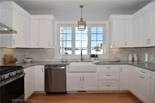 515 School St, North Kingstown, RI 02852 - Photo 3