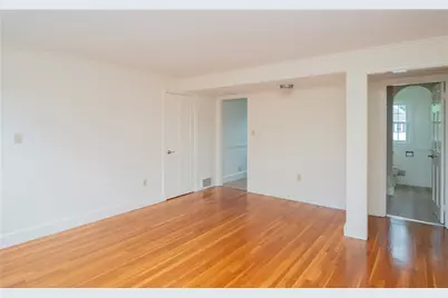 184 N Fenner Road #9C, Middletown, RI 02842 - Photo 7