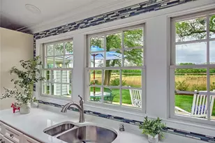 33 Meadowbrook Dr, Barrington, RI 02806 - Photo 9
