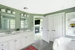 33 Meadowbrook Dr, Barrington, RI 02806 - Photo 17