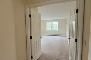 43 Bluegrass Dr, Middletown, RI 02842 - Photo 5