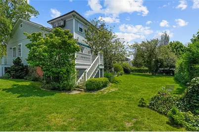 32 Catherine Street #A, Newport, RI 02840 - Photo 5