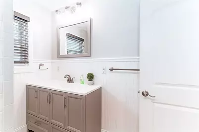 76 Crossland Road, West Warwick, RI 02893 - Photo 19