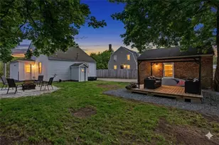 5 Maple Ave, Smithfield, RI 02917 - Photo 25