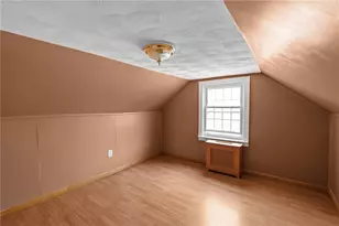 79 Arcadia St, Cranston, RI 02910 - Photo 17