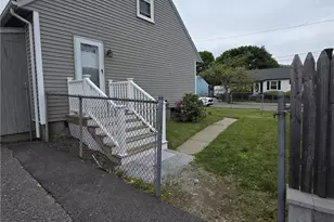 221 Prairie Aka 104 Robinson Street Ave, Providence, RI 02905 - Photo 5