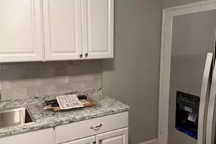 351 Blvd Blvd, Middletown, RI 02842 - Photo 15