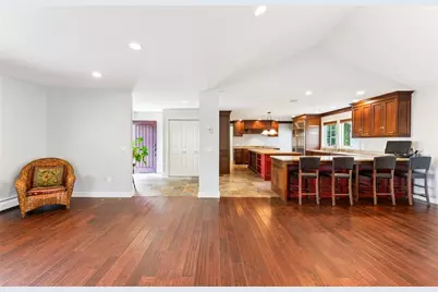 18 Anawan Avenue, Narragansett, RI 02882 - Photo 11