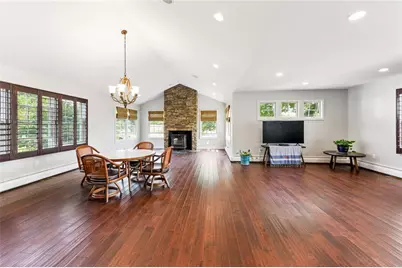 18 Anawan Avenue, Narragansett, RI 02882 - Photo 9