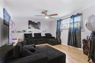 22 Danby St, Providence, RI 02904 - Photo 23