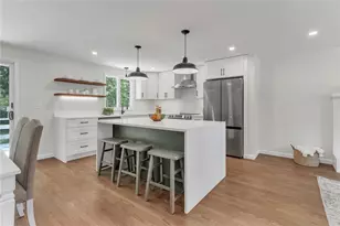 168 Edmond Dr, North Kingstown, RI 02852 - Photo 3