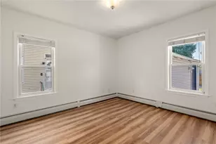 69 Centre St, Pawtucket, RI 02860 - Photo 13