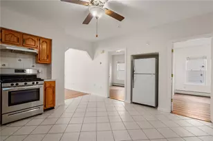 69 Centre St, Pawtucket, RI 02860 - Photo 11