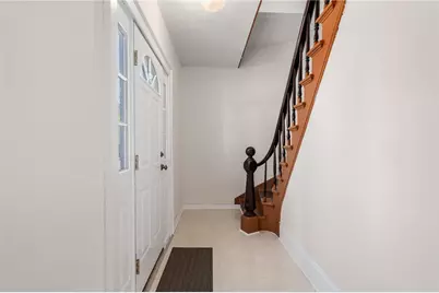 69 Centre Street, Pawtucket, RI 02860 - Photo 9