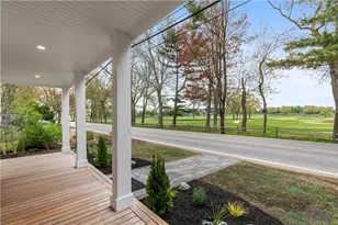 540 Middle Hwy, Barrington, RI 02806 - Photo 5