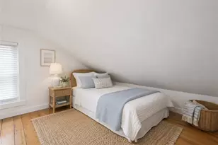 23 Holland St, Newport, RI 02840 - Photo 11