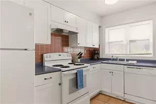150 Bay View Dr, Jamestown, RI 02835 - Photo 3