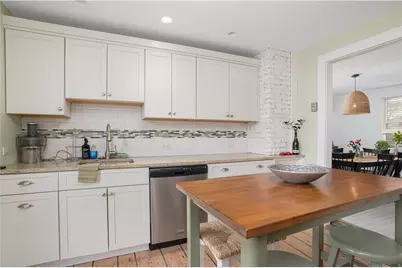 23 Holland Street #2, Newport, RI 02840 - Photo 7