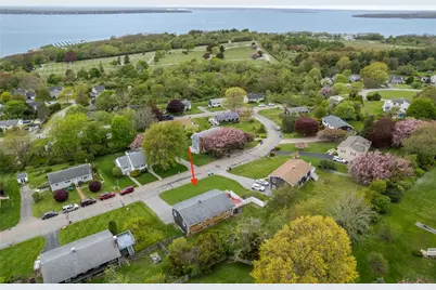 23 Algonquin Drive, Middletown, RI 02842 - Photo 9
