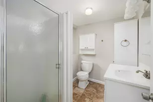 23 Algonquin Dr, Middletown, RI 02842 - Photo 35
