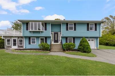 23 Algonquin Drive, Middletown, RI 02842 - Photo 3