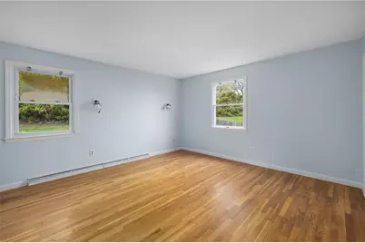 23 Algonquin Drive, Middletown, RI 02842 - Photo 21