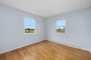 23 Algonquin Dr, Middletown, RI 02842 - Photo 23