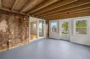 23 Algonquin Dr, Middletown, RI 02842 - Photo 39