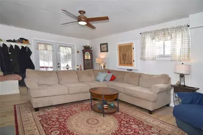 37 Gerald Street, Warwick, RI 02886 - Photo 3