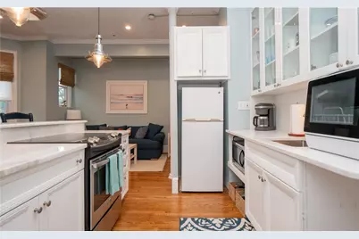 67 Perry Street #5, Newport, RI 02840 - Photo 5