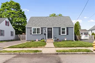107 Olympia Ave, Pawtucket, RI 02861 - Photo 1
