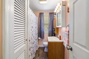 107 Olympia Ave, Pawtucket, RI 02861 - Photo 19