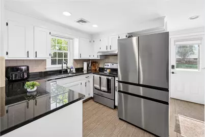 64 Westfield Drive, Cranston, RI 02920 - Photo 7