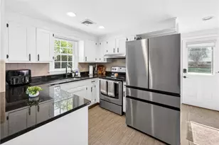64 Westfield Dr, Cranston, RI 02920 - Photo 7