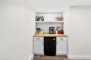 64 Westfield Dr, Cranston, RI 02920 - Photo 23