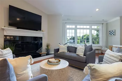 32 Ocean Avenue, North Kingstown, RI 02852 - Photo 9