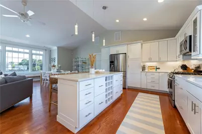32 Ocean Avenue, North Kingstown, RI 02852 - Photo 19