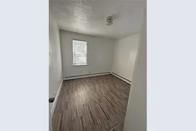 98 Northrup Avenue, Providence, RI 02904 - Photo 9