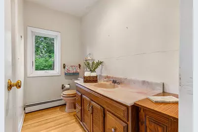28 Byway Road, Barrington, RI 02806 - Photo 11